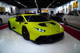 Used 2023 Lamborghini Huracan STO image 1