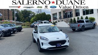 Certified 2022 Ford Escape SE w/ Cold Weather Package image 1