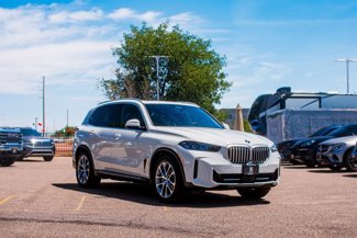 Used 2024 BMW X5 xDrive50e image 1