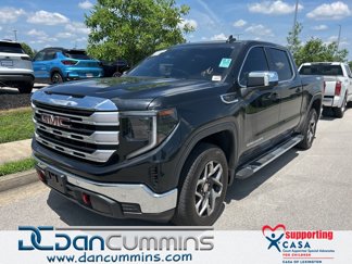 Used 2024 GMC Sierra 1500 SLE w/ Preferred Package image 1