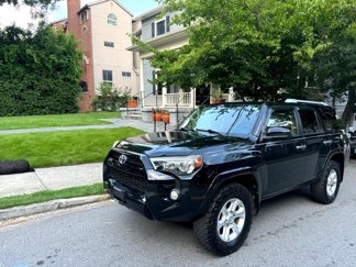 Used 2015 Toyota 4Runner SR5 image 1
