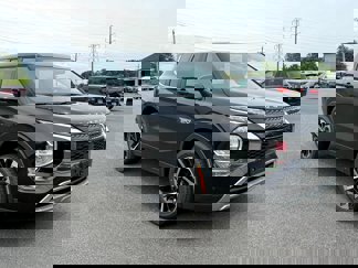 New 2025 Mitsubishi Outlander 4WD Plug-In Hybrid image 1