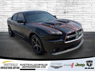 Used 2013 Dodge Charger SE image 1