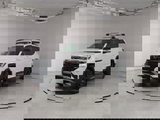 New 2025 Volkswagen Atlas Peak Edition SE image 1