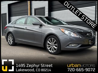 Used 2013 Hyundai Sonata SE image 1
