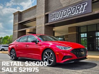 Used 2021 Hyundai Sonata SEL Plus w/ Winter Weather Package image 1