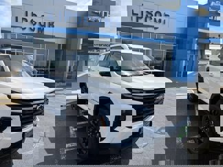 New 2026 Chevrolet Traverse LT w/ Midnight/Sport Edition image 1