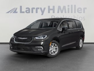 New 2026 Chrysler Pacifica Select video 1