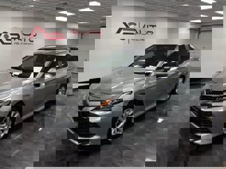 Used 2018 Toyota Camry image 1