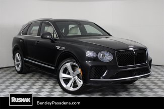 New 2025 Bentley Bentayga image 1