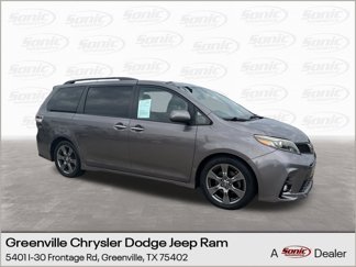 Used 2019 Toyota Sienna SE w/ SE Preferred Package image 1