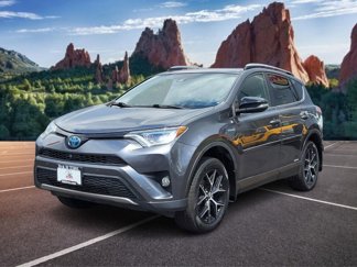 Used 2018 Toyota RAV4 SE image 1