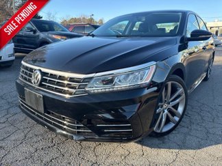 Used 2018 Volkswagen Passat 2.0T S image 1