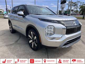 New 2025 Mitsubishi Outlander SE image 1