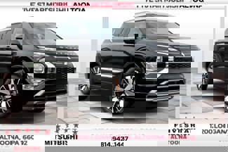 New 2025 Mitsubishi Outlander AWD image 1