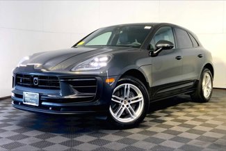 Certified 2025 Porsche Macan image 1