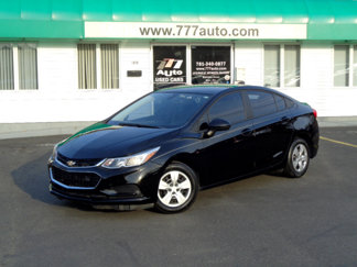 Used 2018 Chevrolet Cruze LS image 1