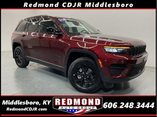 Used 2025 Jeep Grand Cherokee Altitude image 1