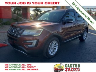 Used 2016 Ford Explorer XLT image 1
