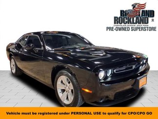 Certified 2023 Dodge Challenger SXT image 1