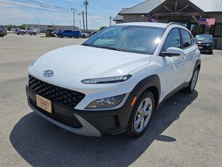 Used 2023 Hyundai Kona SEL image 1