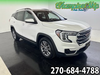 Used 2022 GMC Terrain SLT image 1