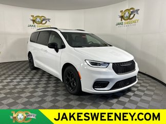 New 2024 Chrysler Pacifica Premium image 1