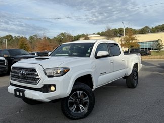 Used 2016 Toyota Tacoma SR5 image 1