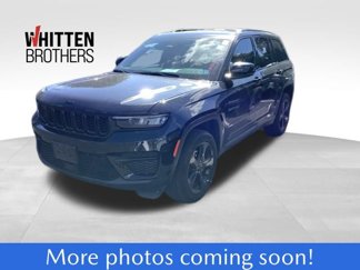 Used 2023 Jeep Grand Cherokee Altitude image 1