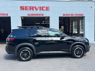 Used 2024 Nissan Pathfinder Rock Creek image 1