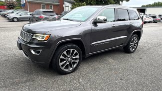 Used 2017 Jeep Grand Cherokee Overland image 1