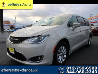 Used 2019 Chrysler Pacifica Touring Plus image 1