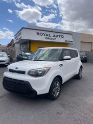Used 2015 Kia Soul + image 1