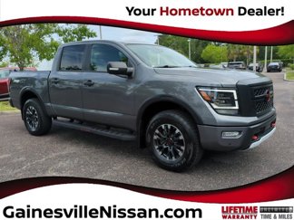 Used 2024 Nissan Titan PRO-4X w/ Pro-4x Convenience Package image 1