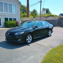 Used 2012 Toyota Camry image 1