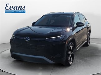 New 2025 Volkswagen Tiguan SE image 1