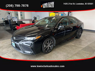 Used 2021 Toyota Camry SE image 1
