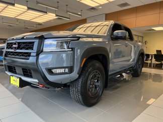 New 2025 Nissan Frontier PRO-4X w/ Pro Convenience Package image 1