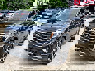 Used 2024 Volkswagen Atlas SE image 1