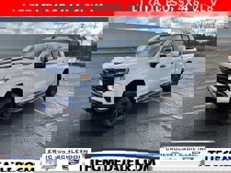 New 2025 Chevrolet Silverado 1500 LT Trail Boss w/ Convenience Package II image 1