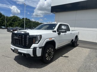 New 2025 GMC Sierra 2500 Denali Ultimate w/ Max Trailering Package image 1
