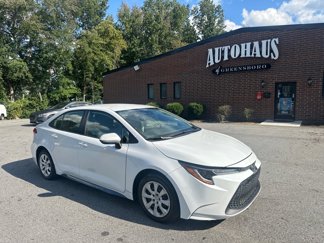 Used 2022 Toyota Corolla LE image 1