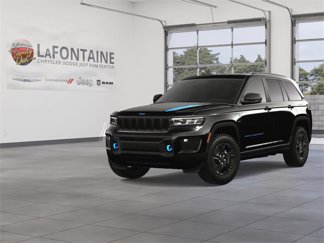 New 2025 Jeep Grand Cherokee Trailhawk w/ Luxury Tech Group III image 1