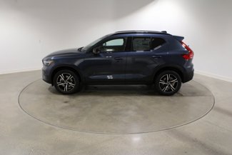 New 2026 Volvo XC40 B5 Core w/ Climate Package video 2