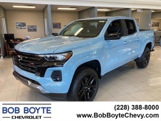New 2025 Chevrolet Colorado Z71 w/ Technology Package image 1