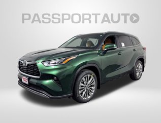 New 2025 Toyota Highlander Platinum image 1