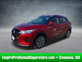 Used 2023 Nissan Kicks SV image 1