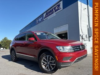Used 2020 Volkswagen Tiguan SE w/ Panoramic Sunroof Package video 1