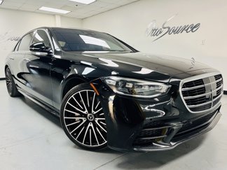 Used 2022 Mercedes-Benz S 500 4MATIC w/ AMG Line Package image 1