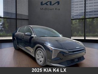 Used 2025 Kia K4 LX image 1